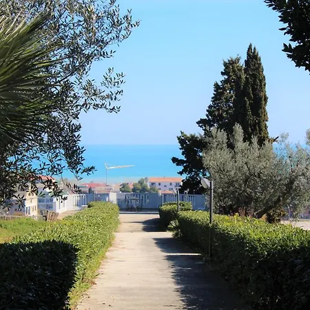 E Private Prima Luce Foresteria Couette-café Giulianova