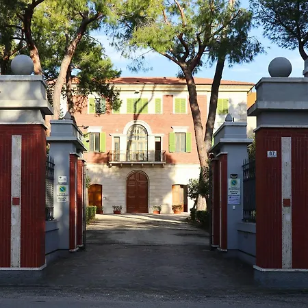 E Private Prima Luce Foresteria Giulianova